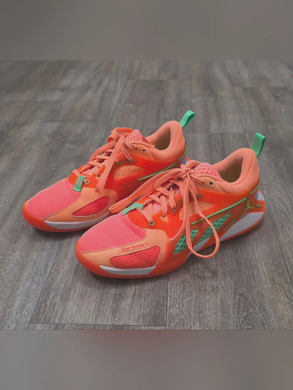 Men's Air Jordan Heir 'Peach Jam' Sneakers- Size 7.5